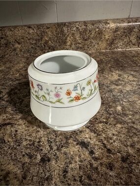 White Porcelain Floral Sugar Bowl **no lid** AC Eternal Love